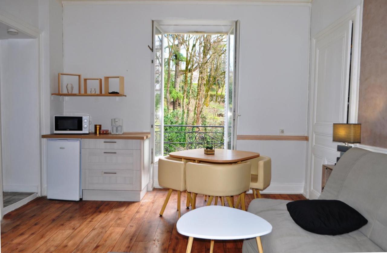 Charme Et Tranquillite, Dans Residence Avec Piscine, L'Aparte - Sejouraix Aix-les-Bains Luaran gambar